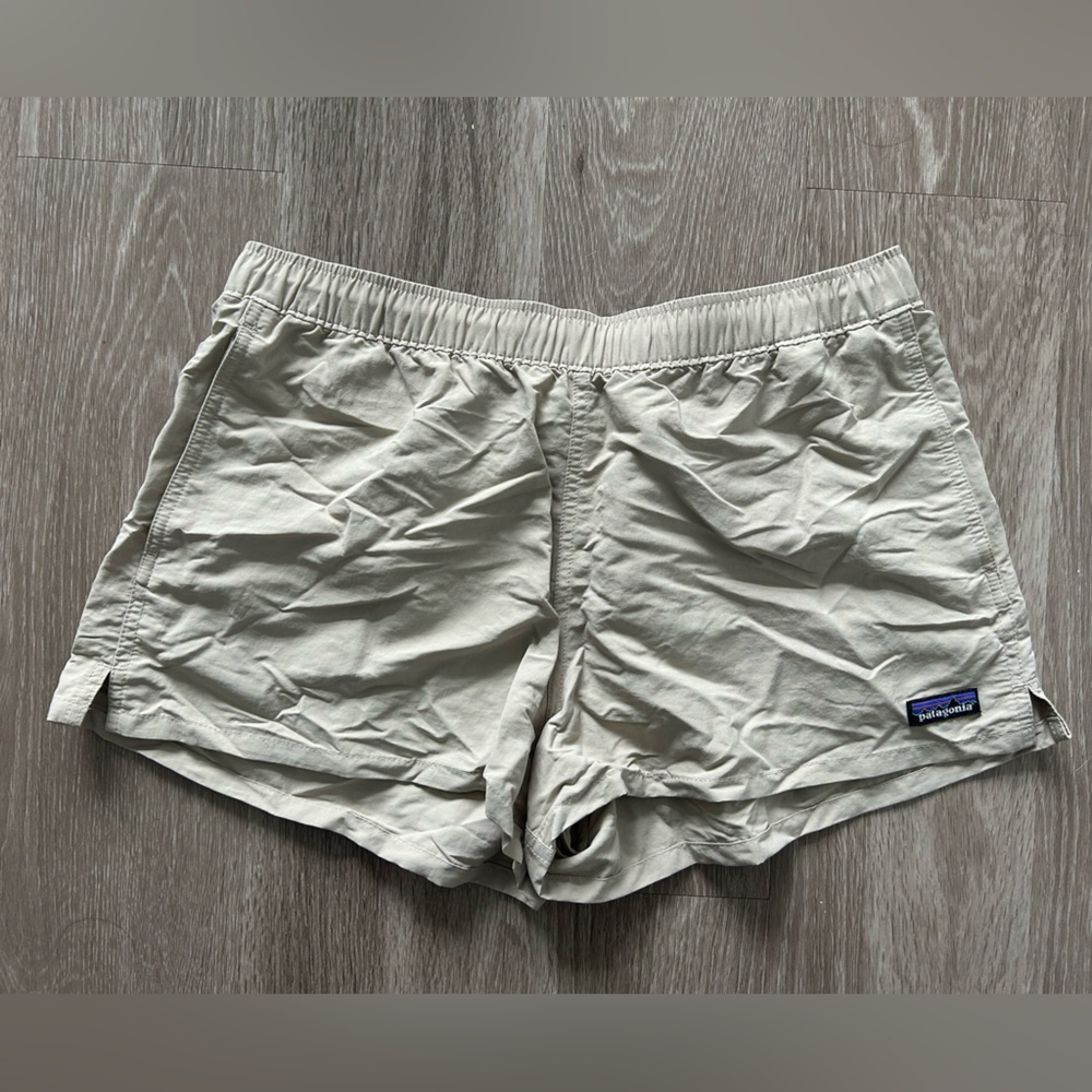 Patagonia Barely Baggies Shorts - M